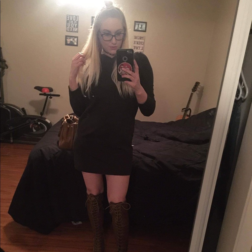 Sweater dress - olive green